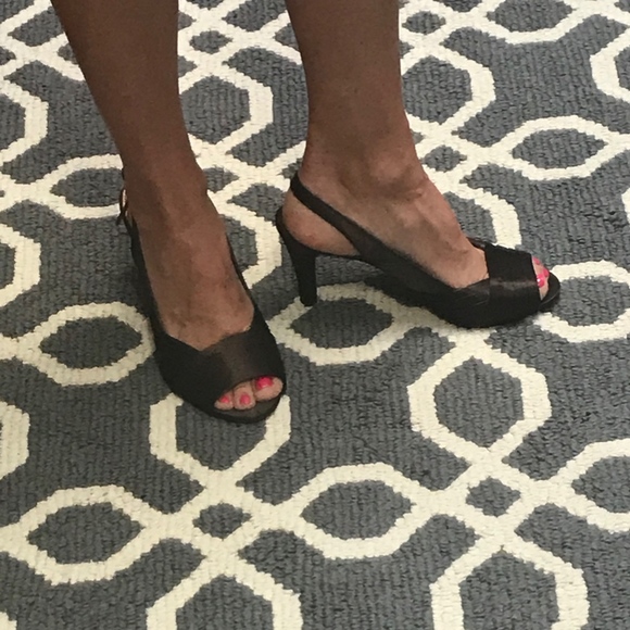 🔥SALE 🔥Kelly & Katie brown dress shoes.  size7.5 - Picture 7 of 8